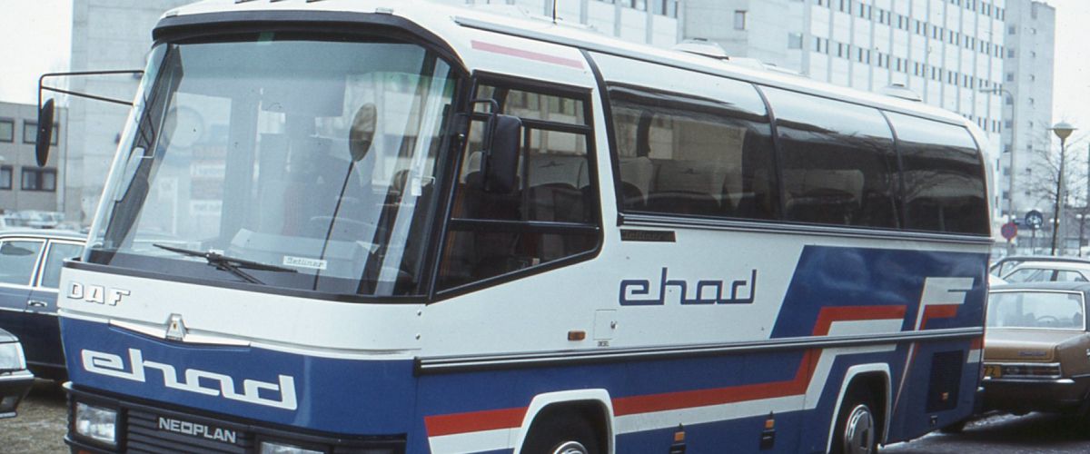Afbeelding: ehad-in-beeld/627-ehad-155-bl-55-ng-auwarter-neoplan-1985.jpg